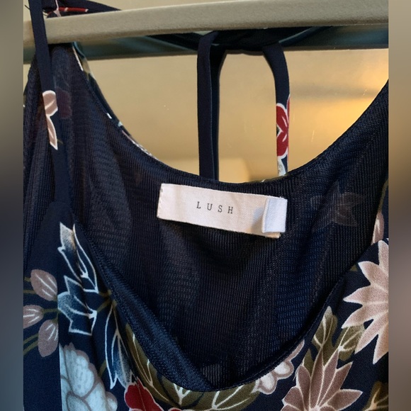 LUSH DRESS - Picture 3 of 3